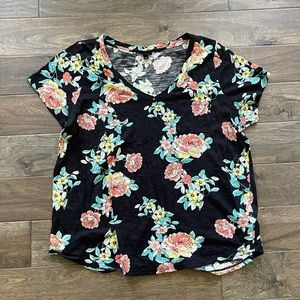 Torrid WMNS Top. Barely worn. Sz 3x.